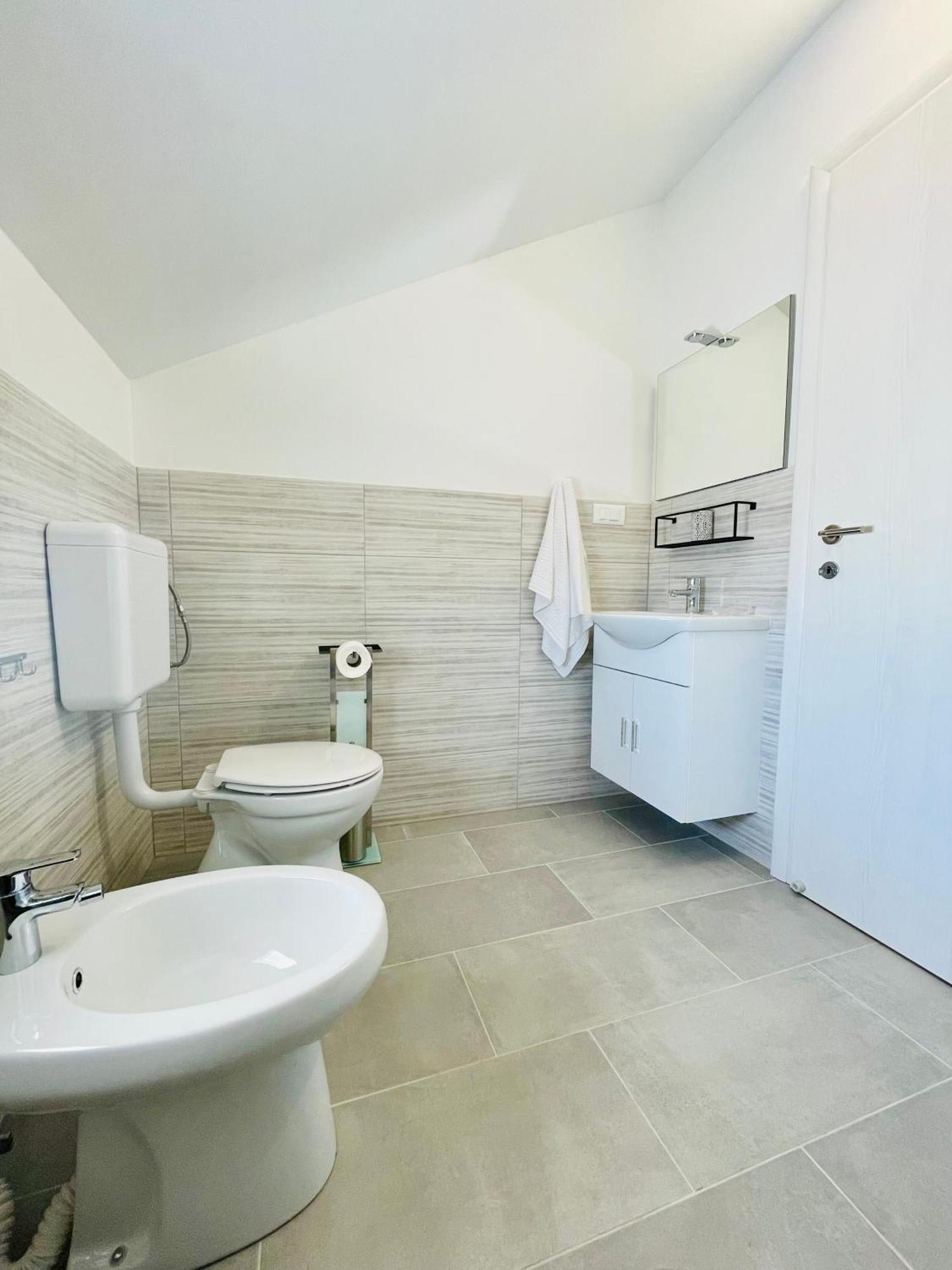 New Apartments Miya - Peroj Beach Bagian luar foto