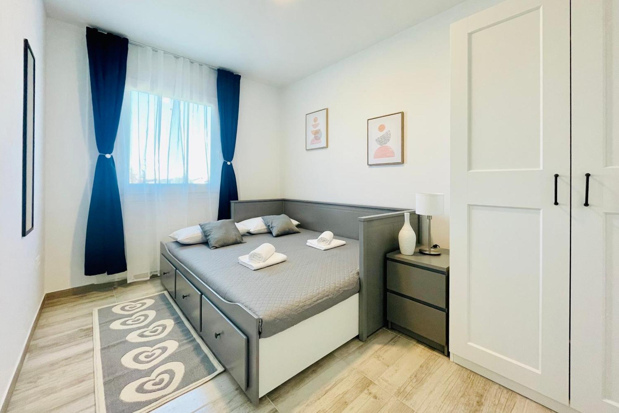 New Apartments Miya - Peroj Beach Bagian luar foto
