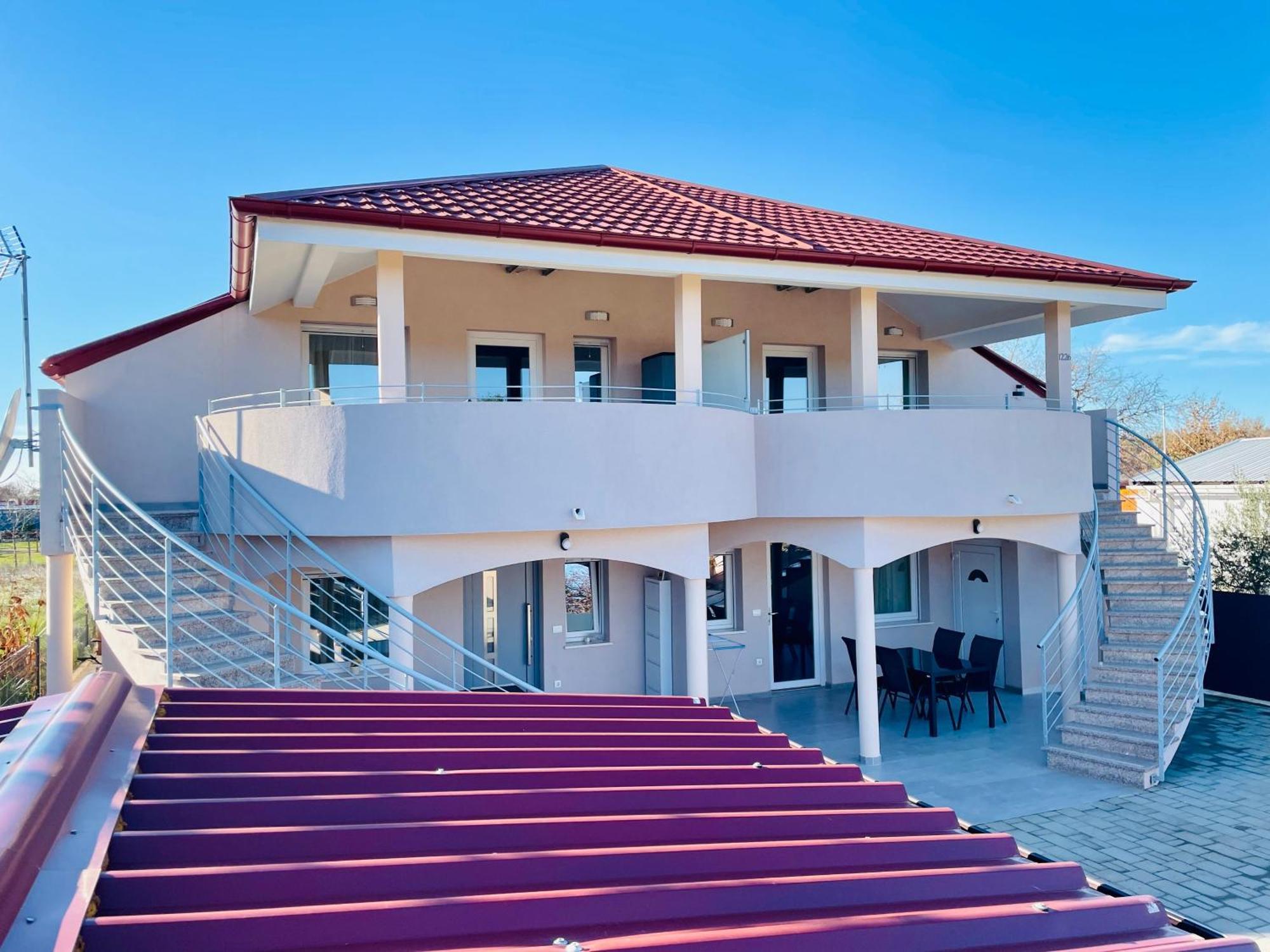 New Apartments Miya - Peroj Beach Bagian luar foto